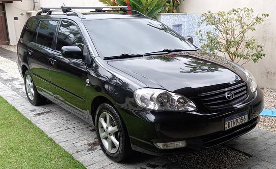 TOYOTA FIELDER 1.8 16V GASOLINA 4P AUTOMÁTICO